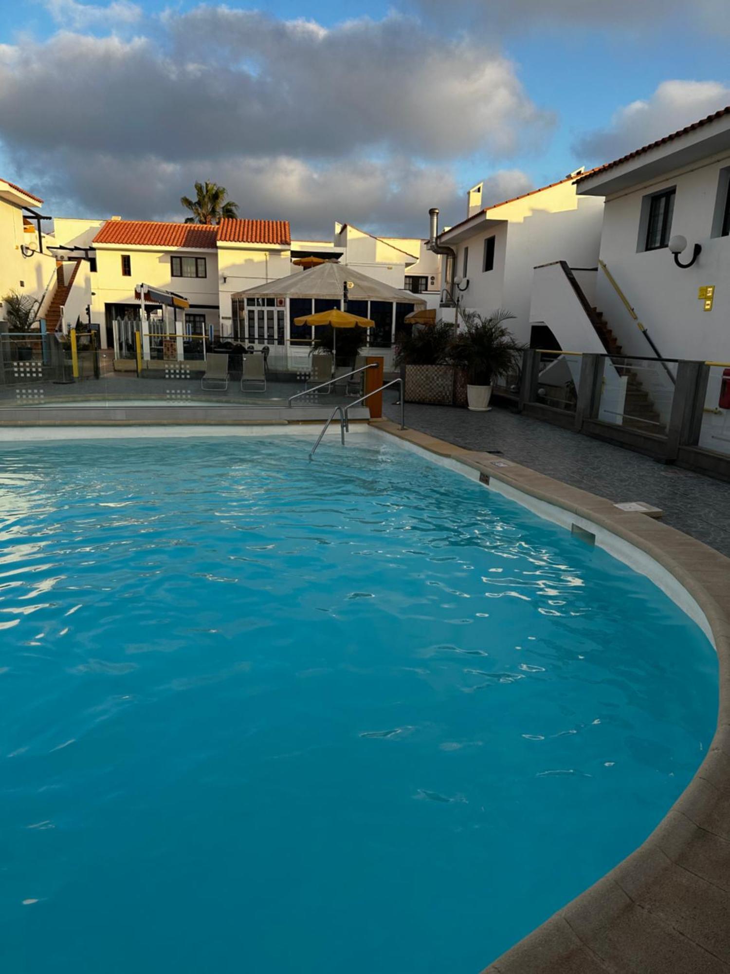 Apartamento Villa Florida 116 科斯塔卡莱塔 外观 照片